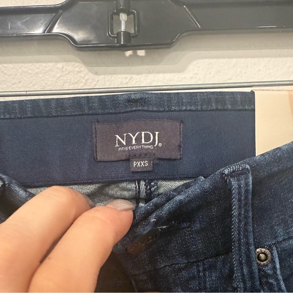 NYDJ Waist Match Marilyn Straight Jeans in Inspire PXXS - Picture 4 of 8